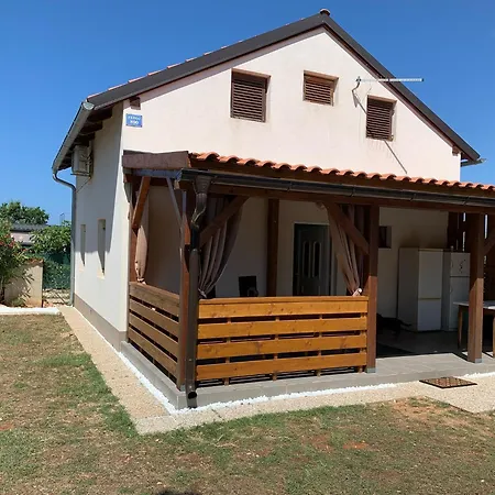 Kuca Ivko Holiday home *